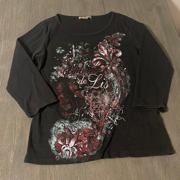 Long sleeved tee - Picture 1 of 1